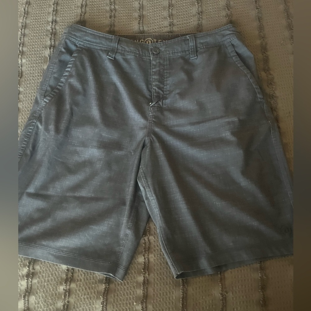 Hang Ten Gray Flat Front Shorts Casual Style
